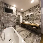& Bichler Hotel *