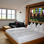 & Bichler Hotel *